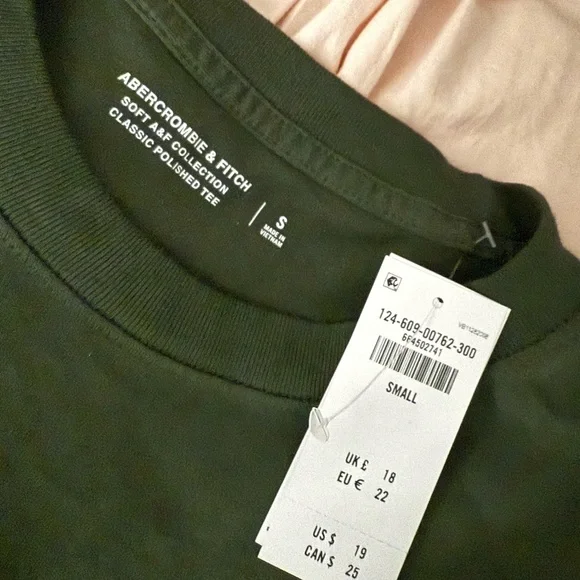 Brand New Abercrombie & Fitch Short Sleeve Tee - Dark Green Small - Picture 2 of 2